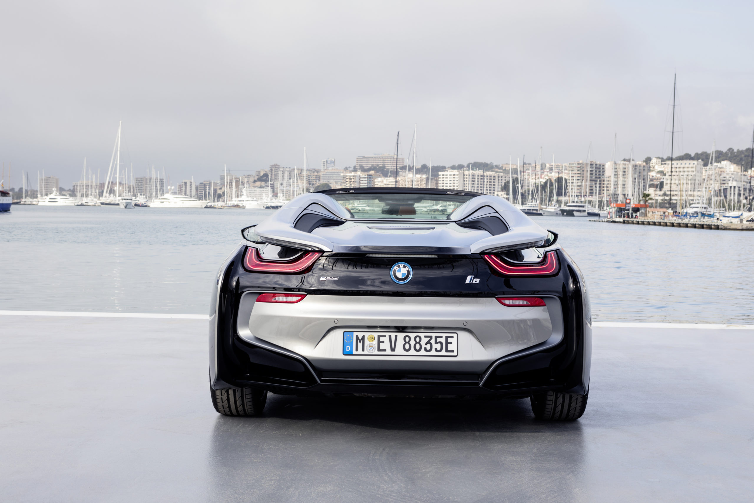 Bmw i8 2021