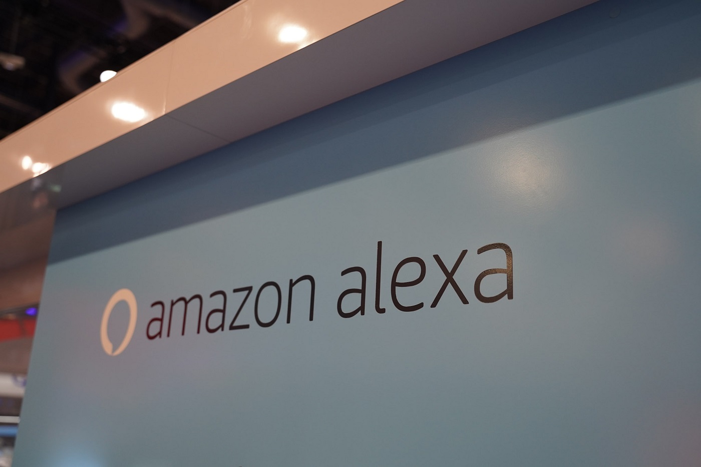 Le logo d'Amazon Alexa au CES 2020 de Las Vegas (Amazon Echo)