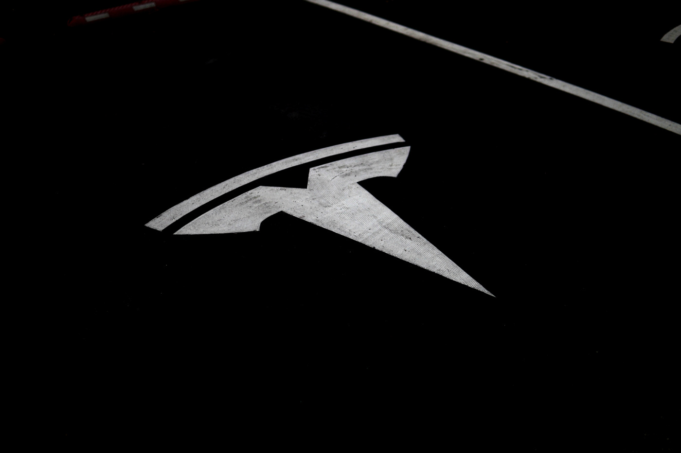 Tesla logo route