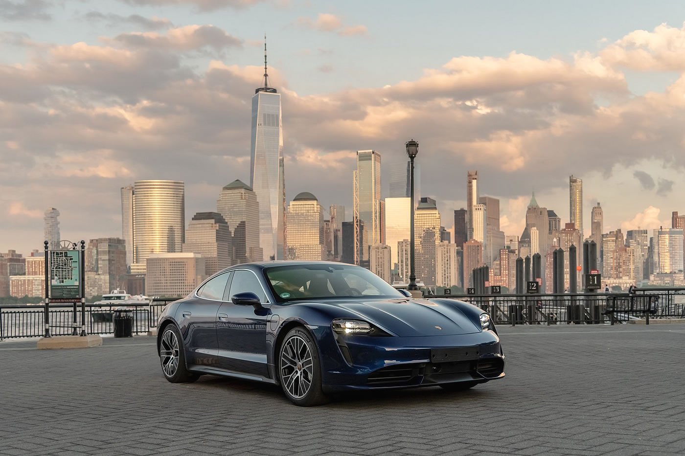 Porsche Taycan Manhattan