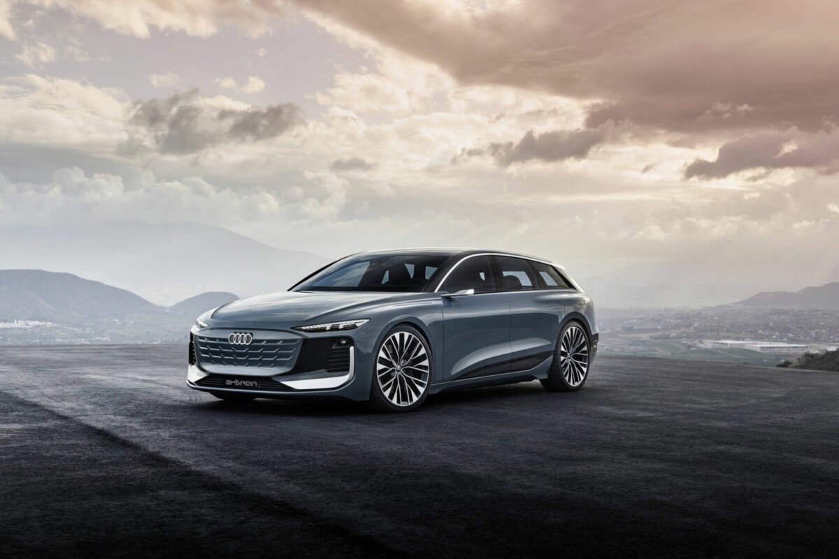 L&rsquo;Audi A6 Avant e-tron peut projeter des jeux vidéo avec ses feux