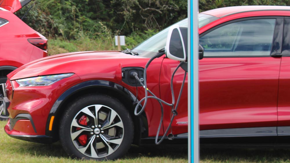 Ford Mustang Mach-E en recharge