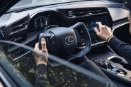 Lexus RZ 450e