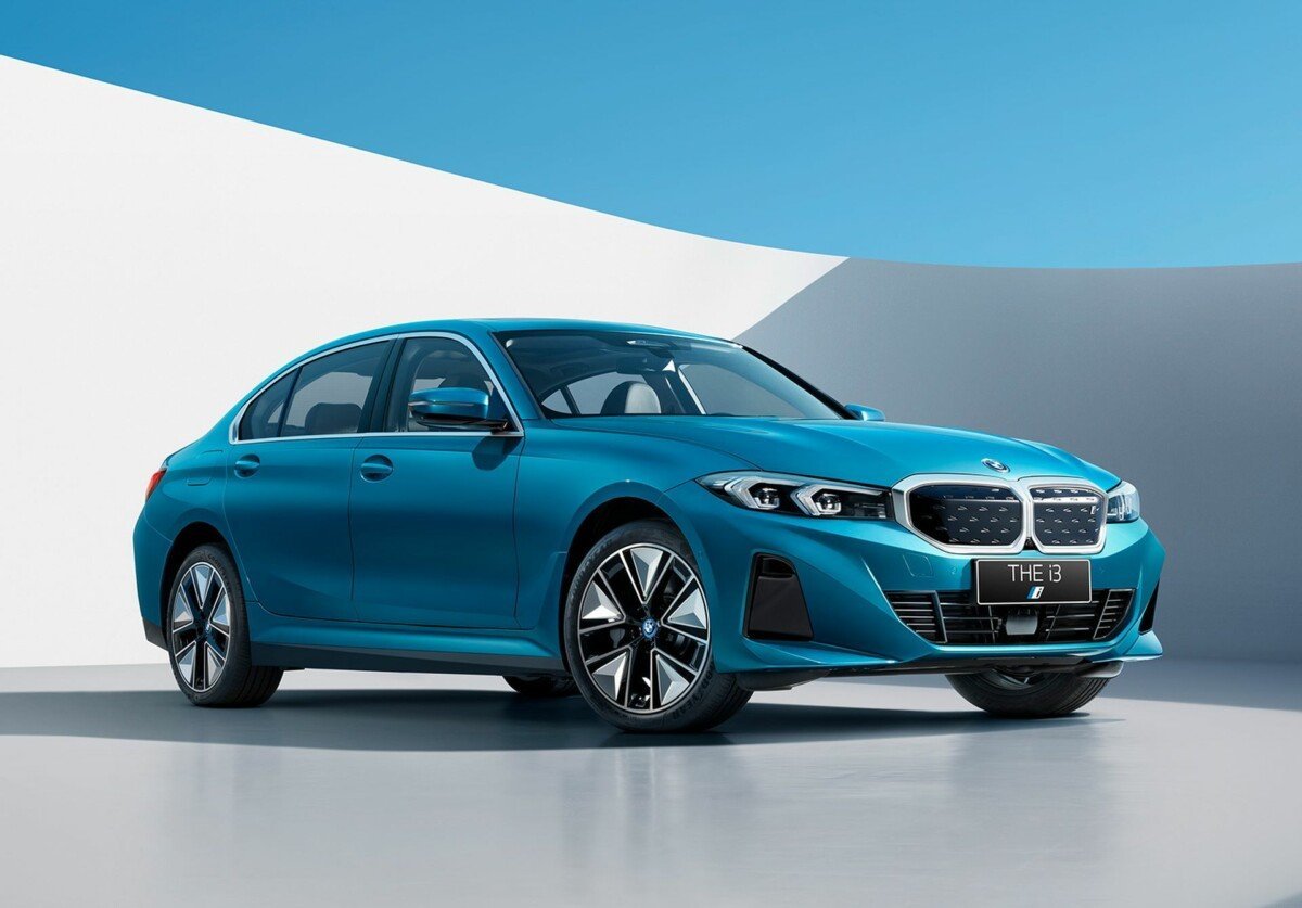 Voici la toute nouvelle BMW i3, elle est 100 % électrique mais elle n&rsquo;est pas pour nous