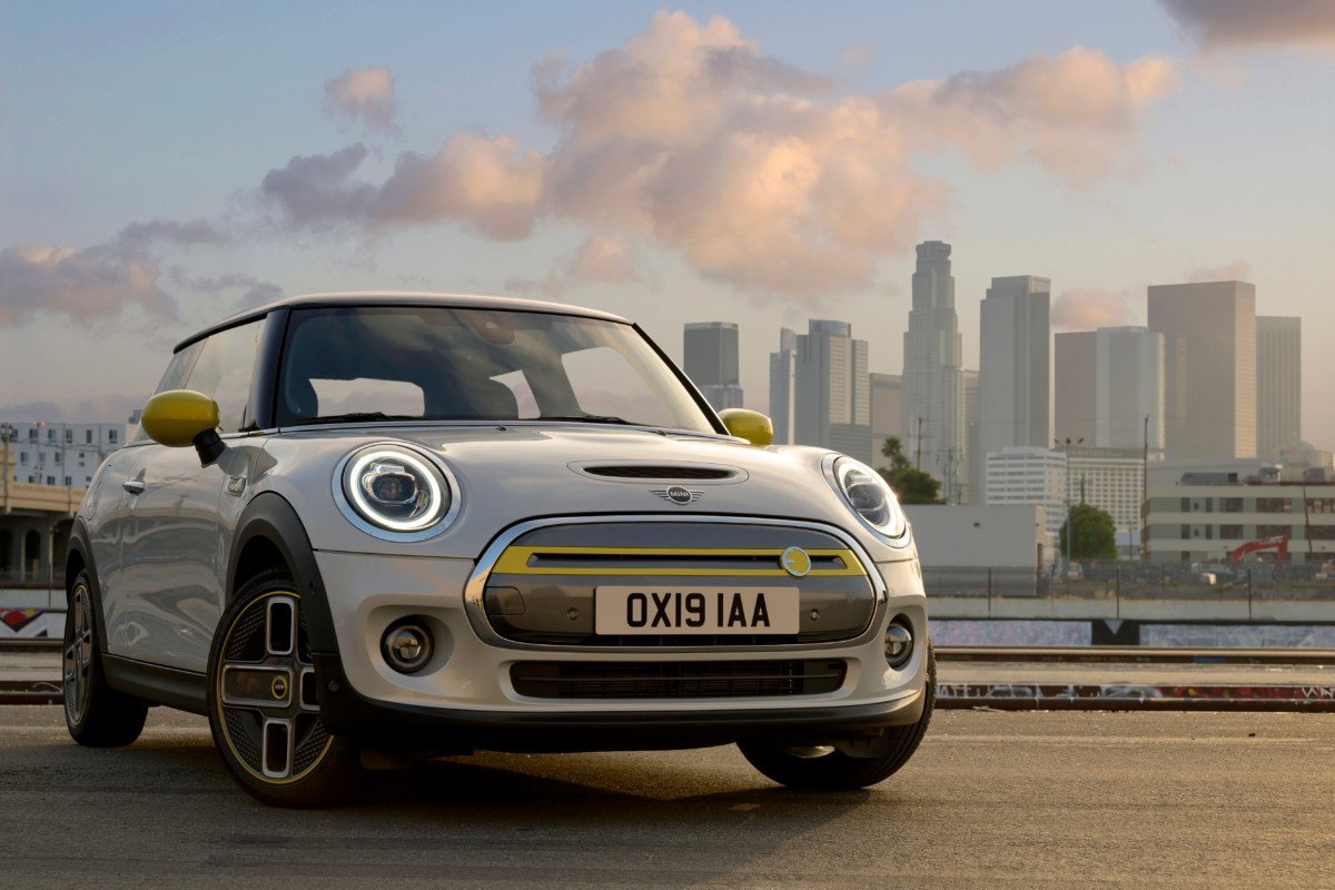 Mini Electric en location longue durée à 350 €/mois, bonne ou mauvaise affaire ?
