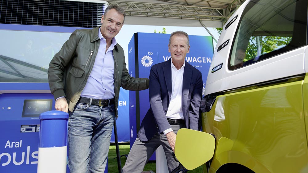 Première station de recharge Volkswagen/BP