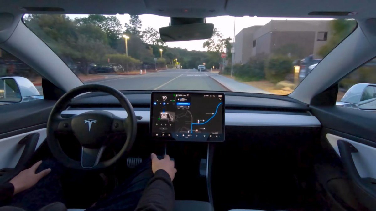tesla-autopilot