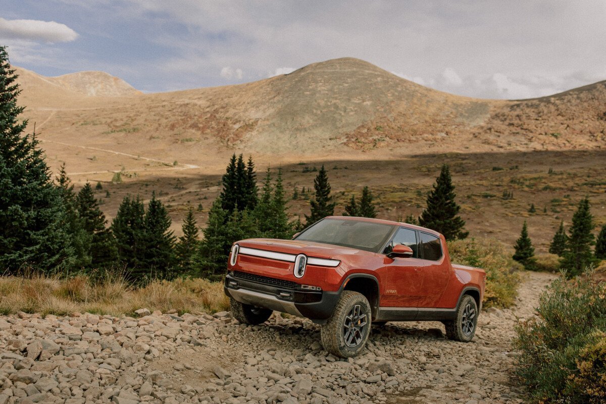 2022-Rivian-R1T-14