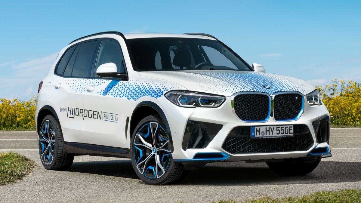 bmw-ix5-hydrogen-front-static