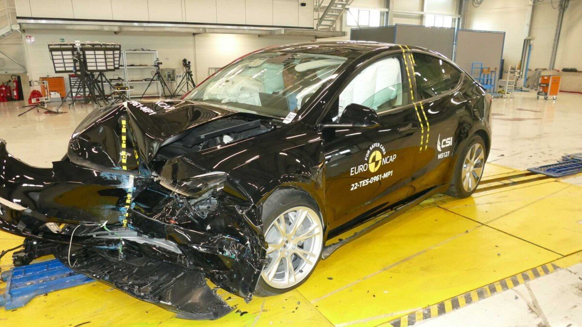 Crash-test Tesla Model Y
