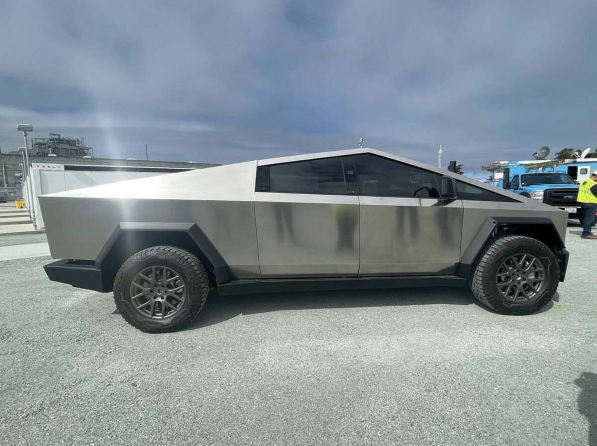 Tesla Cybertruck