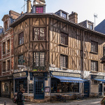 Vue de la ville de Rouen (© edmondlafoto / Pixabay)