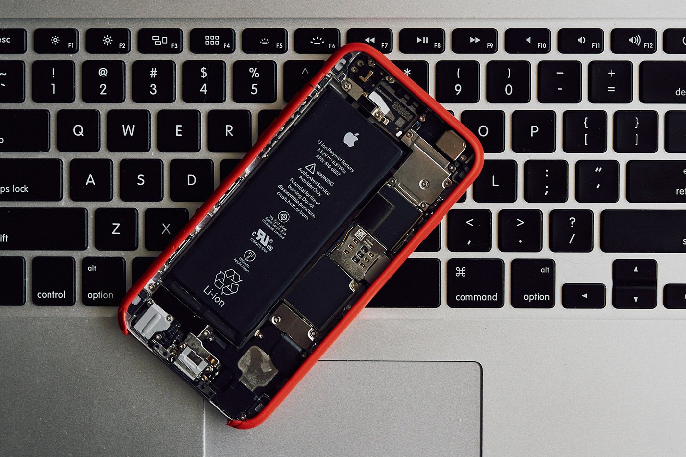 Apple iPhone batterie sécurité