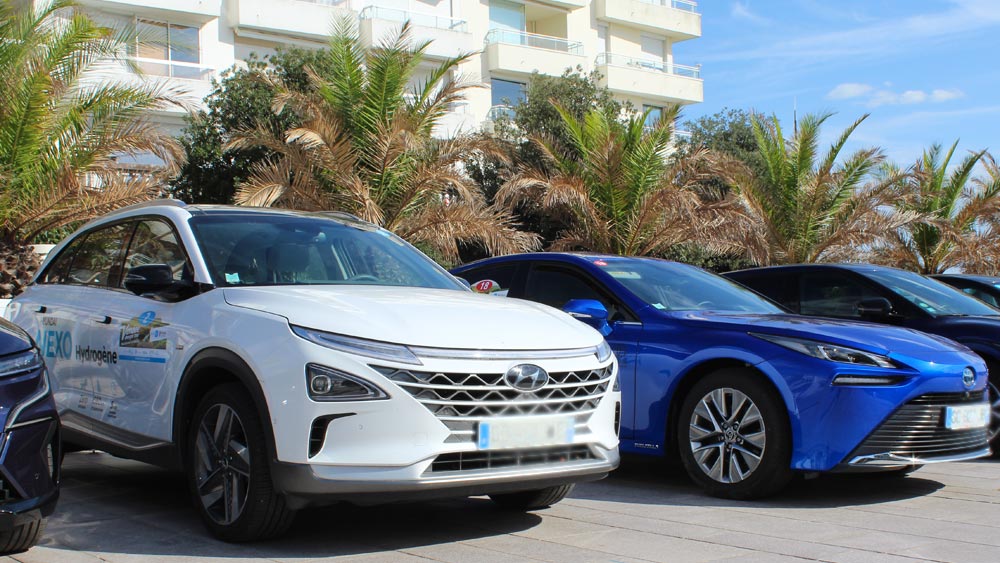 Hyundai Nexo + Toyota Mirai
