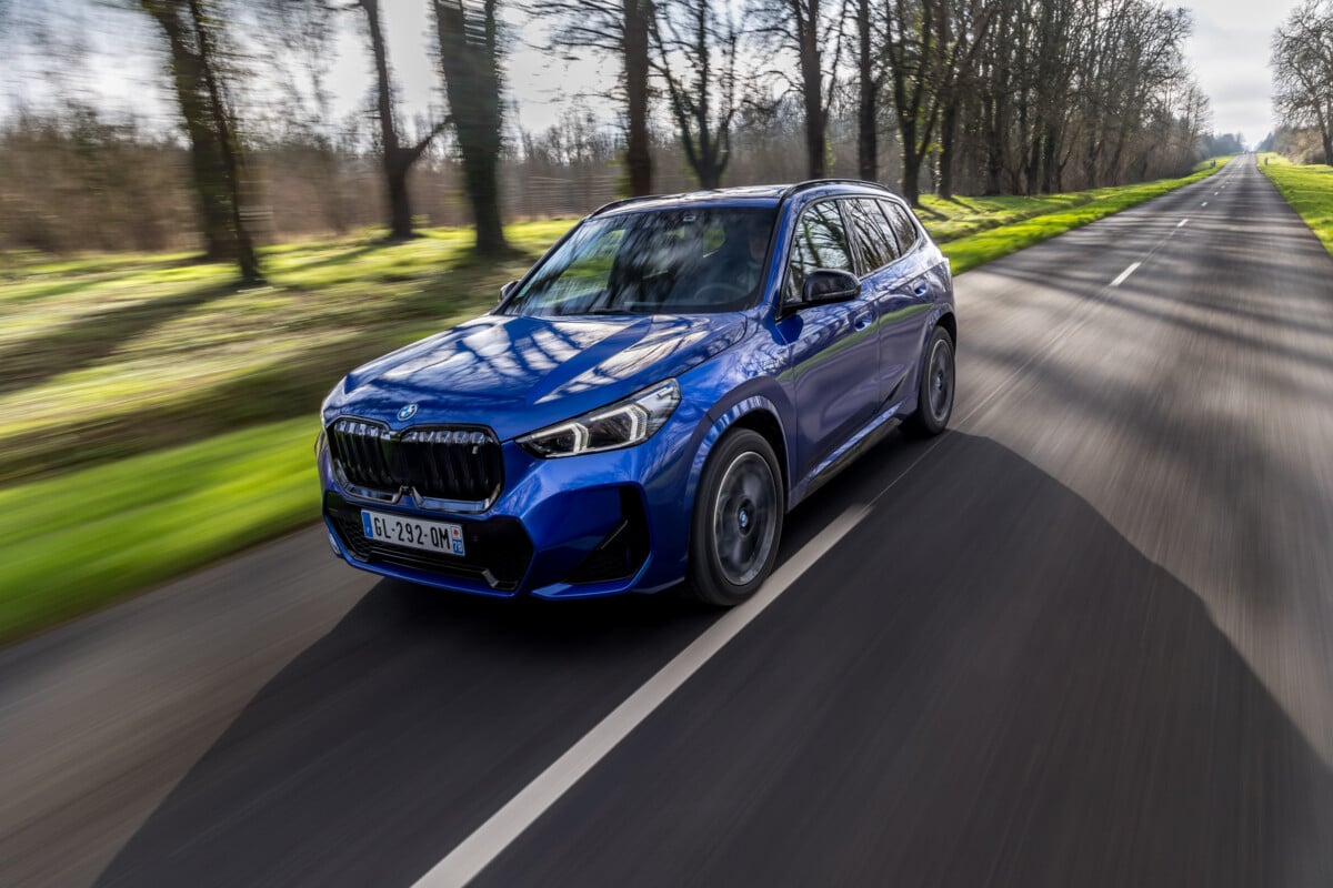 BMW iX1 xDrive 30 (2023)
