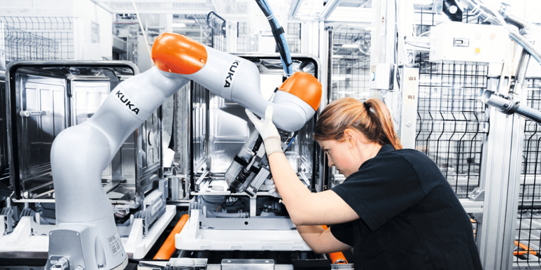 kuka-roboter-symbolbild